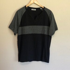 REACTION Kenneth‎ Cole Men's Size XL Black and Grey Henley Shirt